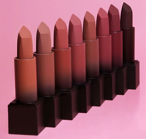 Huda Beauty Power Bullet Matte Lipsticks Swatches Спонж Beauty Blender, Huda Beauty Lipstick, Make Up Kits, Alat Makeup, Huda Beauty Makeup, Lipstick Kit, Matte Lipsticks, Lip Gloss Colors, Beauty Make-up