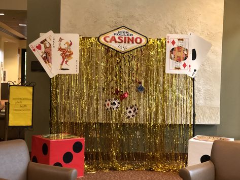 Vegas Party Theme, Vegas Party Decorations, Las Vegas Party Theme, Casino Birthday Party, Vegas Theme Party, Casino Birthday, Vegas Birthday, Las Vegas Party, Casino Theme Party Decorations