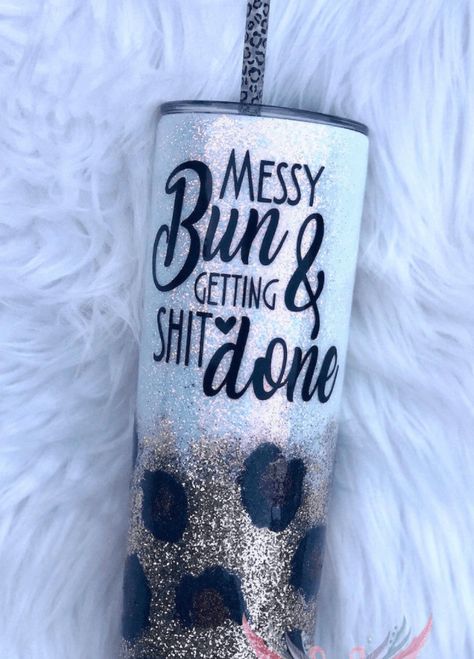 33 Vinyl Cup & Tumbler Designs Ideas Animal Print Tumbler, Mom Life Tumbler, Tumbler Leopard, Cups Ideas, Tumbler Cups Personalized, Tumblr Cup, Glitter Tumbler Cups, Glitter Tumblers, Custom Tumbler Cups