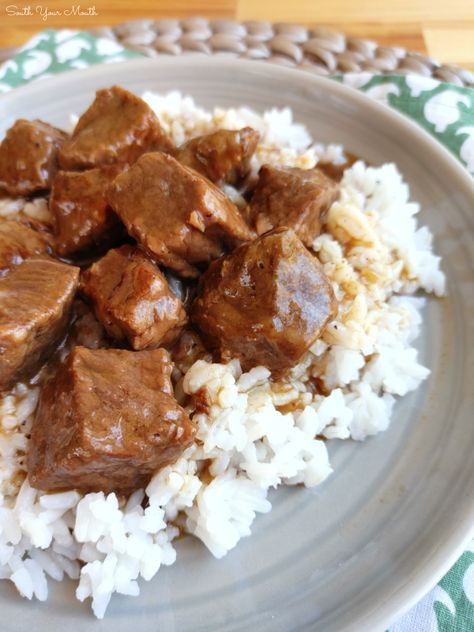 Stew Meat And Rice Recipes, Recipe For Stew, Stew Beef And Rice, Beef Tips With Gravy, Stewed Beef, Homemade Spaghetti Sauce Easy, Beef Stew Meat Recipes, Beef Cubes, Beef Tip Recipes