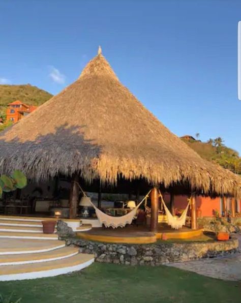 Margarita Venezuela, Philippines Tourism, Isla Margarita, Tiny House Towns, Tropical Luxury, Mud House, Timber Frame Construction, Plans Architecture, Rest House