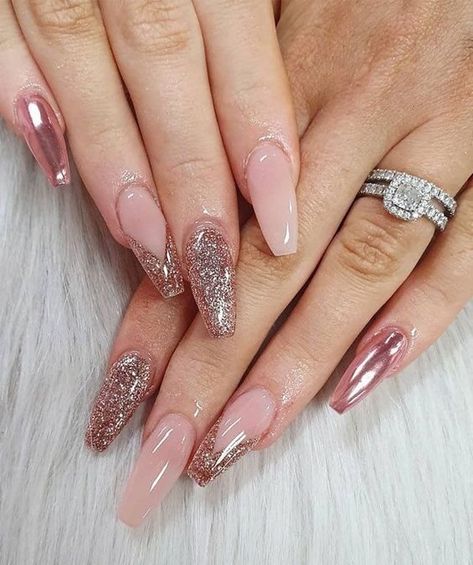 Romantic Wedding Nails For Bride, Winter Wedding Nails, Indian Nails, Nail Extensions Acrylic, Bridal Nails Designs, Engagement Nails, Bridal Nail, Wedding Nail Art Design, Bridal Nail Art