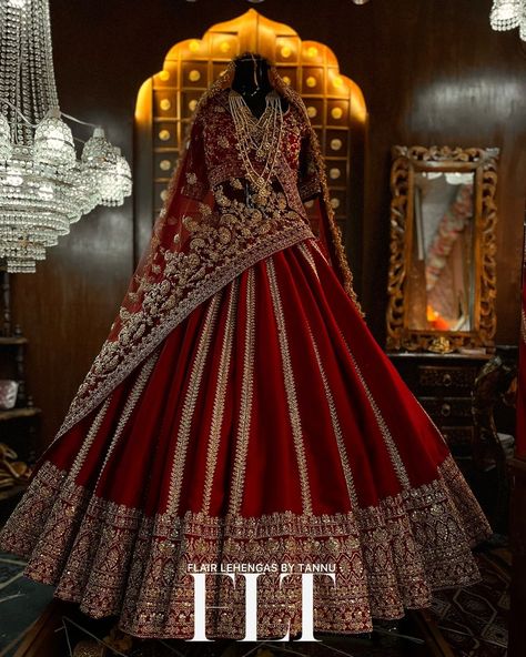 FLT | FLT ❤️ | Instagram Indian Bridal Wear Red, Red Wedding Lehenga, Sabyasachi Lehenga Bridal, Flared Lehenga, Red Anarkali, Best Indian Wedding Dresses, Latest Bridal Lehenga Designs, Sabyasachi Bridal, Bridal Lehenga Designs