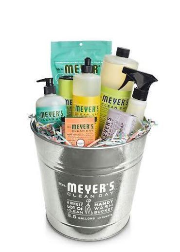 Mrs. Meyers Cleaning Gift Basket Giveaway Cleaning Gift Basket, Basket Gift Wrapping, Auction Basket Ideas, Tricky Tray, Mrs Meyers, Auction Basket, Natural Baby Products, Raffle Baskets, Cleaning Gift