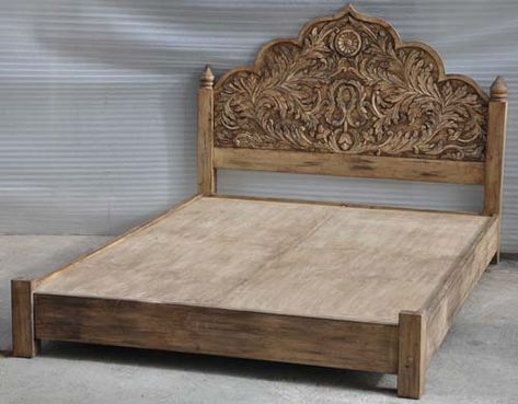 Wooden bed with handcarving headboard, king size bed with distress finish Wooden Headboards, Bedroom Antique, Headboard King Size, Masculine Room, Vintage Inspired Bedroom, King Sleigh Bed, Carved Beds, Carving Furniture, Indian Culture And Tradition