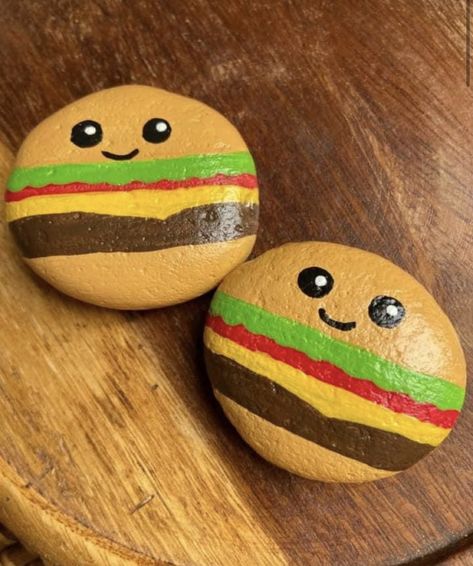 Draw On Rocks Ideas, Easy Paint Rocks Ideas, Creative Rock Painting, Cute Painting Rocks Ideas, Painting Ideas For 3 People, Painting On A Rock, Rocks To Paint Ideas, Painted Rocks Kids Food, What To Draw On Rocks