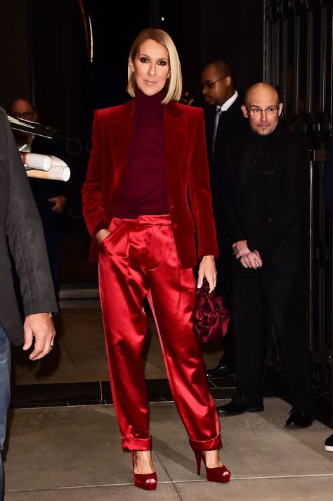 Holiday Party Outfit, Red Pants, Celine Dion, Fashion Weeks, Mode Inspo, Mode Vintage, Party Looks, Holiday Fashion, Holiday Outfits