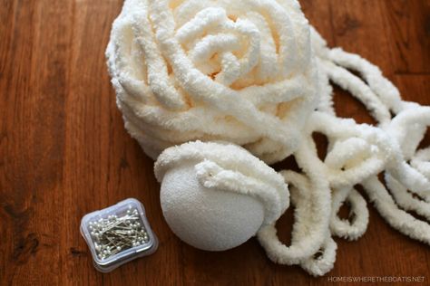 Diy Snowman Ornaments, Snowman Diy, Easy Winter Crafts, Whimsical Snowman, Faux Christmas Trees, Snow Flakes Diy, Snow Much Fun, Winter Craft, Diy Snowman