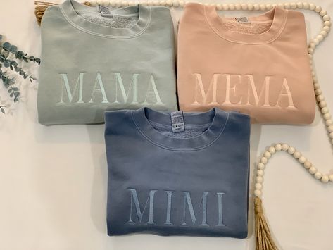 Grandpa Embroidery, Neutral Sweatshirt, Mama Crewneck Sweatshirt, Mama Crewneck, Mens Measurements, Monogram Sweatshirt, Color Sweatshirt, Pregnancy Reveal, Mama Sweatshirt