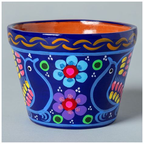 Mexican Painted Pots, Painting On Pots Ideas, Painting Clay Pots Terra Cotta, Pot Designs Painted, Terracotta Pots Painted Diy, Mexican Pottery Designs, Hand Painted Pots Diy, Pot Design Ideas, Landscape Curb Appeal