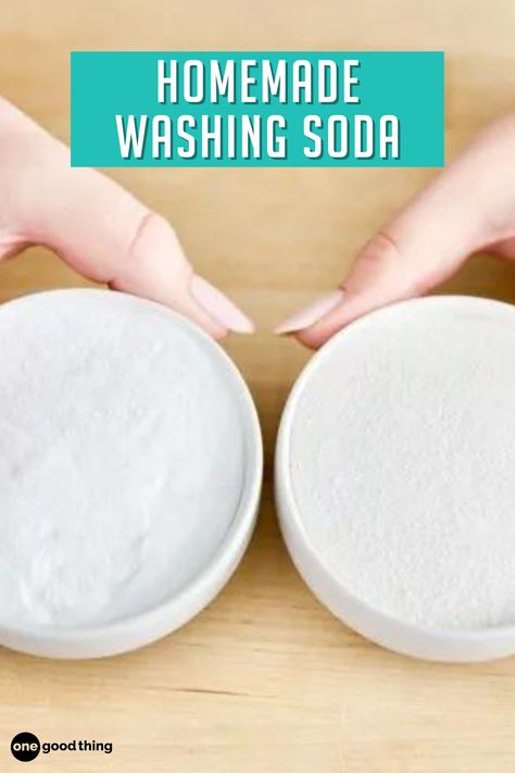 Turn ordinary baking soda into homemade washing soda for a powerhouse cleaning ingredient! You'll use your DIY washing soda all over the house! Laundry Recipe, Diy Shampoo Recipe, Homemade Laundry Detergent Recipes, Baking Soda Health, Sodium Carbonate, Laundry Detergent Recipe, Detergent Recipe, Baking Soda For Hair, Baking Soda Benefits