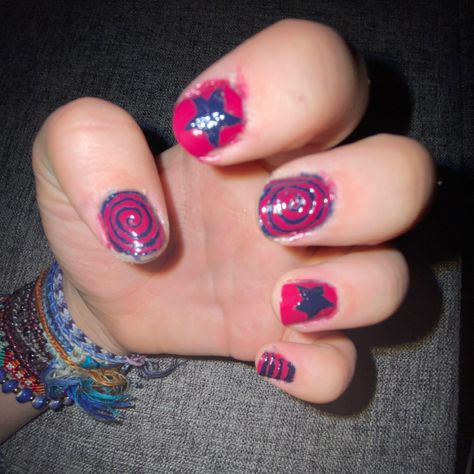 Tv Girl Nails Design, Weird Girl Nails, Tv Girl Nails, Album Cover Nails, Girls Nail Designs, Band Nails, Pretty Nail Polish, Punk Nails, Tv Girl