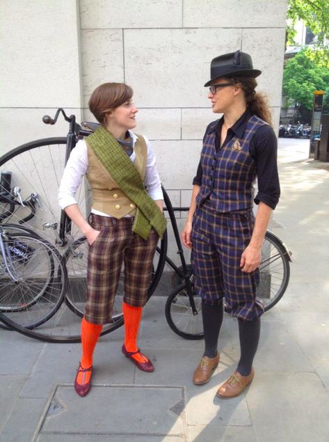 Tweed Ride, Tweed Run, Chiffon Shift Dress, Cycle Ride, Cycle Chic, Vintage Sport, Best Dressed, Geek Chic, Vintage Sports