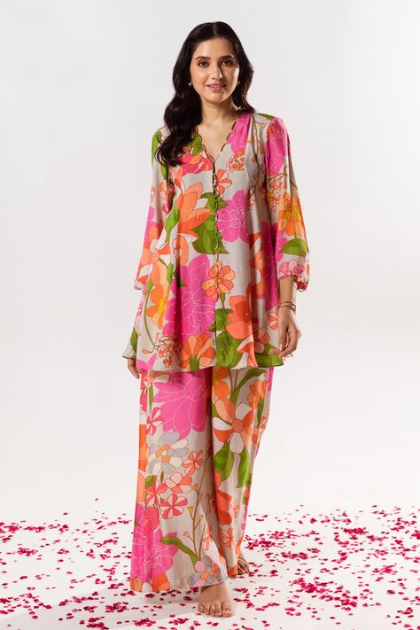 Shop for these amazing collections of Multi Color Cotton Silk Print Blossom V Neck Helena Top With Pant For Women by Aroop Shop India online at Aza Fashions. Mayo Dress, Plus Size Wide Leg Pants, Stand Collar Top, Flared Top, Pant For Women, Flare Top, Floral Embroidered Top, Blossom Print, Top And Pants Set