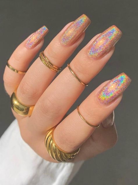 Cute Holographic Nails, Holographic Sparkle Nails, Birthday Chrome Nails, Glamour Nails Sparkle Bling Bling, Holographic Nails Design, Glittery Nails Sparkle, Glitter Fall Nails, Holographic Nail Designs, Nails Fancy