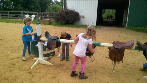 Equine Therapy Activities, Laughing Horse, Riding Ideas, Camping Crafts For Kids, Pony Games, Horse Lessons, Summer Camp Activities, Riding School, Equine Therapy