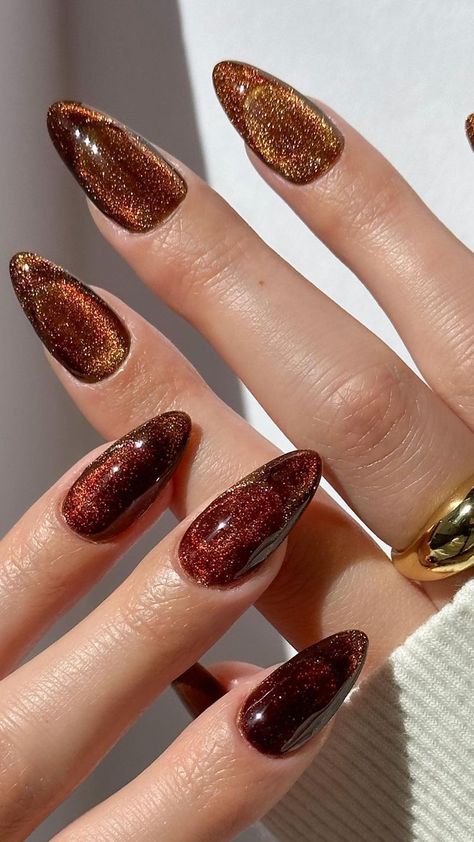 13 Velvet Nail Ideas For the Most Sumptuous Autumn Mani Velvet Halloween Nails, Short Gel X Nails Fall, Fall No Chip Nail Designs, Shimmery Fall Nails, Classy But Edgy Nails, Jelly Nails Winter, Fall Nails Cateye, Velvet Nails Fall, Fall Color Chrome Nails