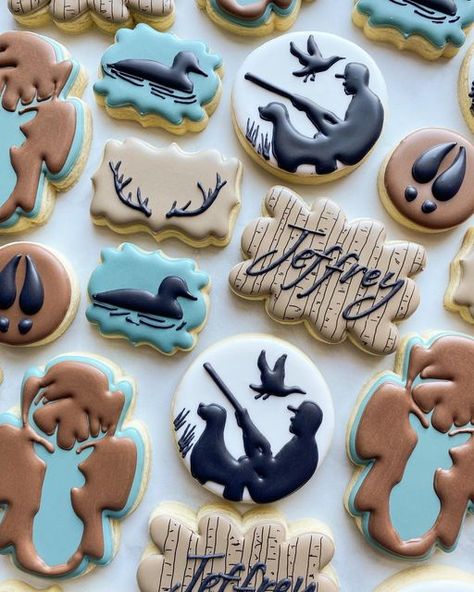 Archery Cookies Decorated, Hunting Cake Pops, Deer Hunting Cookies Decorated, Hunting Theme Cookies, Hunting And Fishing Cookies Decorated, Camo Cookies Decorated, Duck Hunting Cookies Decorated, Deer Hunting Cookies, Hunting Birthday Cookies