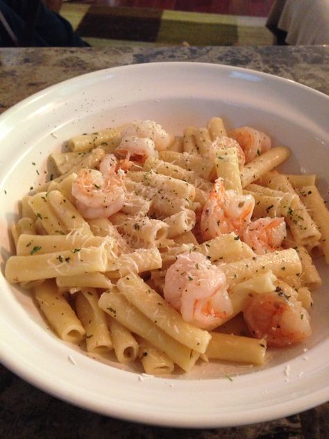 Shrimp scampi Shrimp Scampi Aesthetic, Pasta Shrimp, Shrimp Scampi, Shrimp Pasta, Food Goals, Food Is Fuel, Cafe Food, Delicious Healthy Recipes, Pretty Food