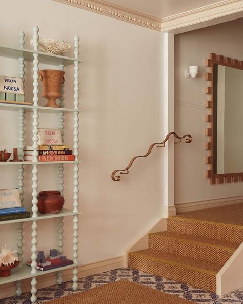 Inspiration - a playful hallway design where shapes and colors blend seamlessly. Anna Spiro, Holiday Monday, Hallway Design, Color Blending, Brisbane, Hallway, Melbourne, Sydney, Shelves