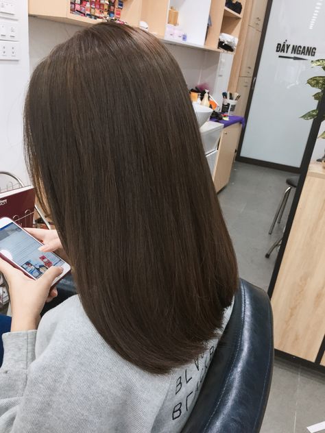 Hairstyle For Rebonded Hair, Haircut For Rebonded Hair, Rebonded Hair, Hairstyle Korean, Golden Brown Hair Color, Stop Hair Breakage, Golden Brown Hair, Brown Hair Looks, Ash Hair Color