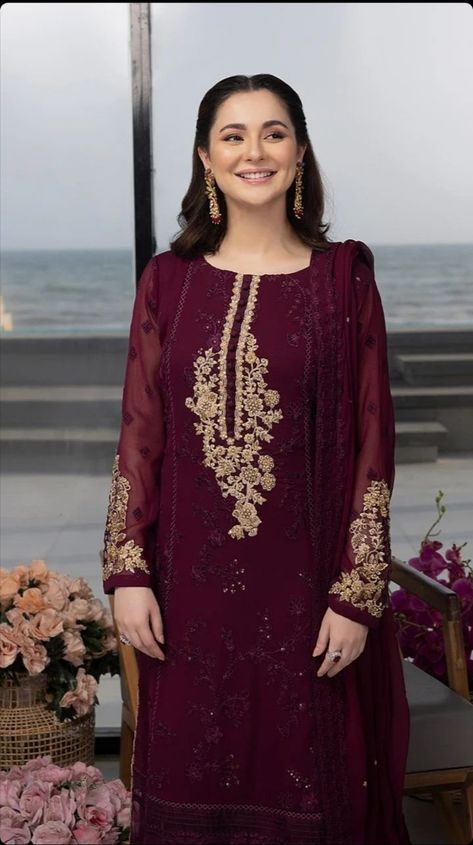 Hania Amir Cute, Eastern Wear, Pakistani Women Dresses, Hania Amir, Chiffon Sleeves, Pakistani Dresses Casual, Pakistani Fashion Party Wear, Pakistani Fancy Dresses, Beautiful Pakistani Dresses