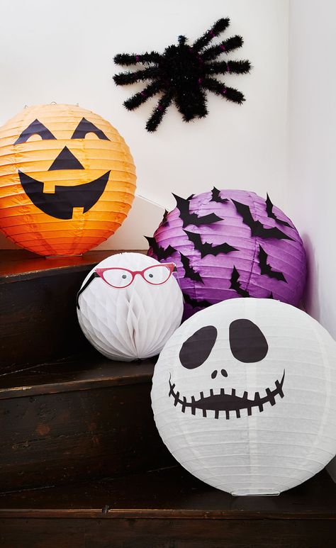 Your ghoulish gathering needs these spooky light shades to really set the scene #halloweenparty Paper Light Shades, Jelly Worms, Making Jelly, Spooky Crafts, Kids Help, Craft Lights, Paper Light, Spooky Designs, Halloween Crafts For Kids