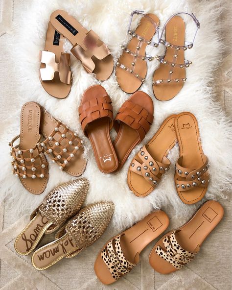 Shoes Pictures Ideas, Shoes Flatlay, Flat Lay Ideas, Shoes Pictures, Sandals Design, Instagram Picture Ideas, Blogger Lifestyle, Mode Turban, Sandals Wedges