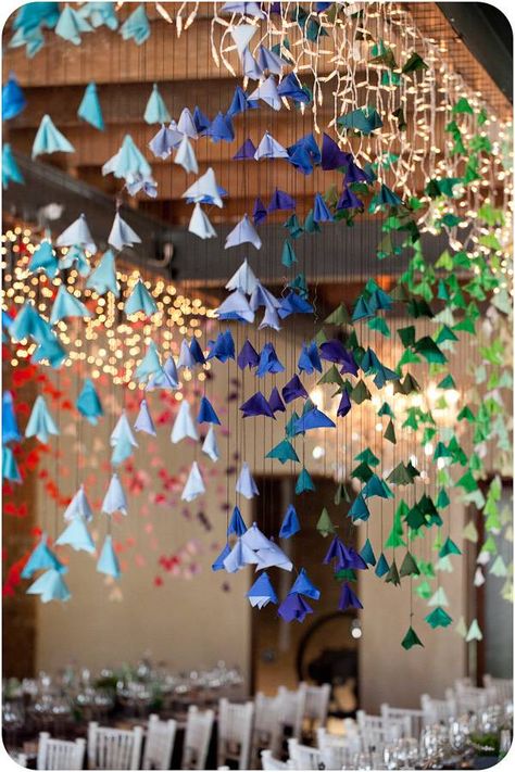 Ideas Party, Halloween Fest, Origami Wedding, Paper Cranes, Hanging Fabric, Festa Party, Hanging Flowers, The Ceiling, Wedding Paper