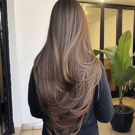 Ultra Long Layered Cut Long Haircut Waist Length, Super Long Layered Hair, Super Long Hair With Layers, Long Layered Haircuts For Thick Hair, Rebonded Hair, Volume Haircut, Haircuts For Thick Hair, Haircut Types, Layered Cut