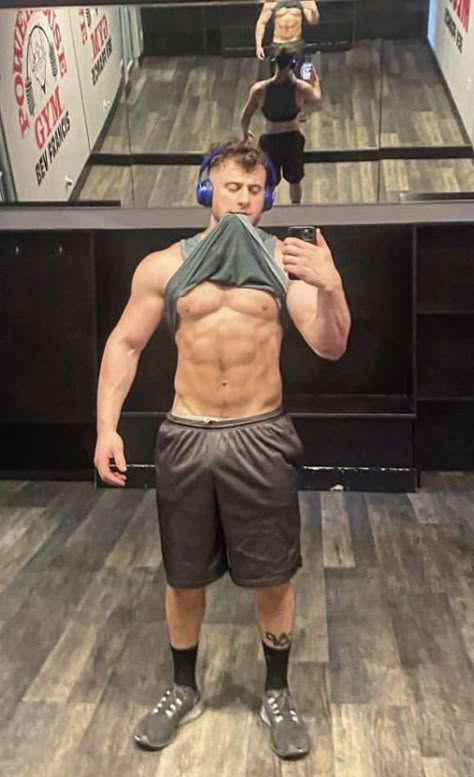 Maxwell Jacob Friedman, Mjf Aew, Aew Mjf, Male Wrestling, Daniel Garcia, Bryan Danielson, Wwe Men, Daily Gym Workout, Gym Bro