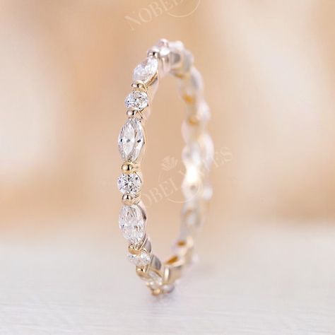 Wedding Bands Stackable, Boho Wedding Bands For Women, Unique Women Wedding Bands, Dainty Stackable Bands For Anniversary, Delicate Yellow Gold Stackable Wedding Rings, Scalloped Wedding Band, Elegant Stackable Moissanite Eternity Band, Vintage Yellow Gold Stackable Wedding Rings, Scallop Wedding Band