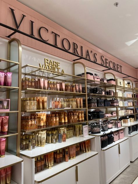 My pics💕 Store Counter Design, Viktoria Secret, Profumo Victoria Secret, Victoria's Secret Aesthetic, Victoria Secret Store, Victoria Secret Shops, Victoria Secret Body Spray, Expensive Perfume, Perfume Organization