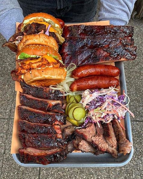 To the Foodies on Instagram: “BBQ Ribs or BBQ Burgers?👇| Double Tap if you love this😍 | Follow @tothefoodiess | 📸 Credit: @reddogsaloon” Bbq Platter, State Foods, Soul Food Dinner, Food Goals, Food Platters, Bbq Recipes, Food Obsession, Pretty Food, Food Cravings