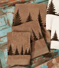 Mountain Cabin Decor, Bathroom Towel Decor, Black Forest Decor, Cabin Bathrooms, Log Cabin Decor, Bathroom Themes, Forest Decor, Pine Design, Camper Decor