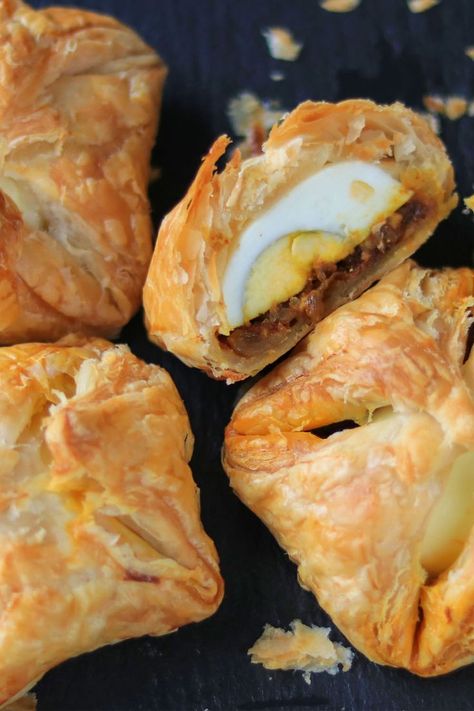 Watch the recipe video at Subscribe for more videos #puffs #eggpuff #muttapuff #puffpastryrecipes #puffpastry #switzpastry Egg Puff Recipe, Money Pictures Cash Indian, Egg Puff, Puff Recipe, Money Pictures, Easy Eggs, Puff Pastry Recipes, Recipe Video, South India