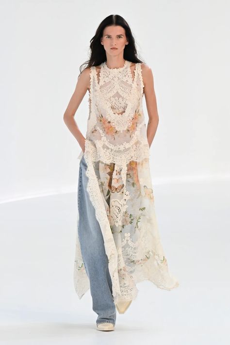 Zimmermann RTW Spring 2024 [PHOTOS] Paris Fashion Week Runway, Moda Paris, Spring Summer 2024, Silk Maxi Dress, Lace Fashion, Spring 2024, Mode Inspiration, Large Fashion, Summer 2024