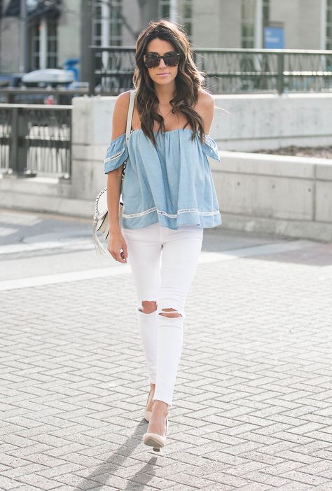 Off the shoulder chambray blouse with distressed white denim, nude pumps. Spring fashion inspiration! Blazer Bleu, White Jeans Outfit, White Distressed Jeans, Hello Fashion, Outfit Jeans, Maxi Skirts, Off The Shoulder Top, Mode Inspiration, Spring Summer Outfits