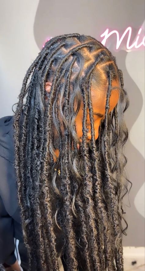 Large Boho Locs, Short Boho Soft Locs, Boho Infinity Locs, Soft Boho Locs, Boho Distressed Locs, Soft Locs With Curls, Boho Locs Black Women, Bohemian Soft Locs, Boho Soft Locs