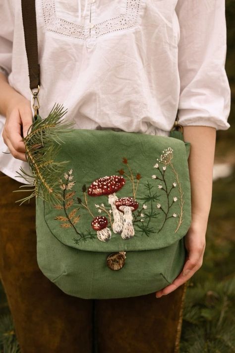 Mushroom Board, Cottagecore Bag, Appliqué Patterns, Fly Agaric, Crochet Bows, Bohemian Eclectic, Embroidery Bags, Girly Bags, Sewing Embroidery Designs