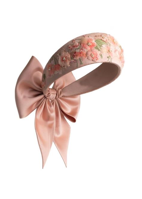 Emily-London X Alice Archer Bloem Princesa Sophia, Floral Headpiece, Complimentary Colors, Fascinator Hats, Royal Fashion, Embroidered Silk, Ulla Johnson, Hat Designs, Hair Jewelry