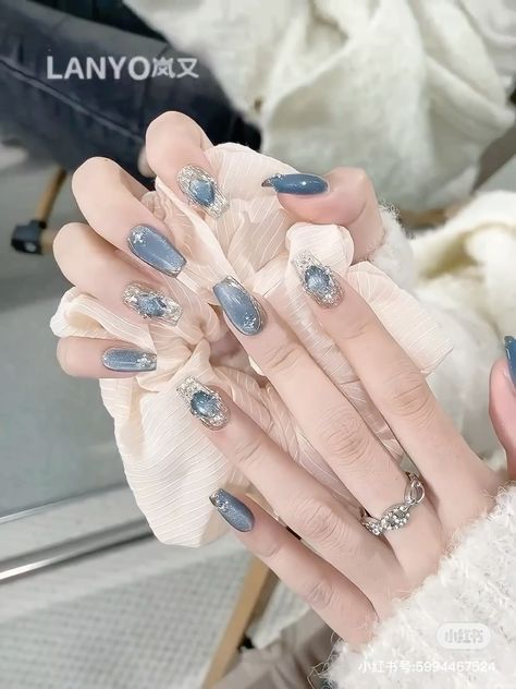 Blue Korean Nails, Nails Ideas November, Dark Fall Nails, Korean Nail Designs, November Nails Ideas, Nail Art Creative, Chinese Nails, November Nails Fall, Press On Nails Blue