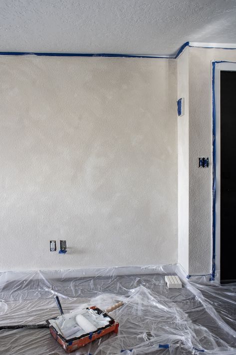 Earthy Tones House Interior, Limewash Kitchen Walls, Limewash Interior Walls, Limestone Wash, Aesthetician Room, Lime Wash Walls, Limewash Walls, Painting Textured Walls, Venetian Plaster Walls