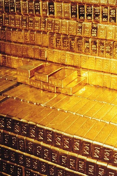 Logam Mulia, Gold Bullion Coins, Gold Reserve, Gold Bullion Bars, Money Pictures, Gold Money, Money Stacks, Gold Bars, Bullion Coins