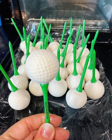 Golf Chocolate Covered Strawberries, How To Make Golf Ball Cake Pops, Golf Cake Balls, First Birthday Golf Cake, Golf Birthday Cookies, Hole In One Smash Cake, Golf Ball Smash Cake, Golf Birthday Ideas, Golf Smash Cake