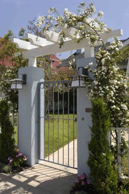 Trellis Over Gate, Entry Arbor Ideas Front Gates, Garden Gate Trellis Entrance, Gate Post Lights, Gazebo Front Porch, Gate Posts Ideas, Gate Garden Entrance, Courtyard Trellis, Entry Gate Design