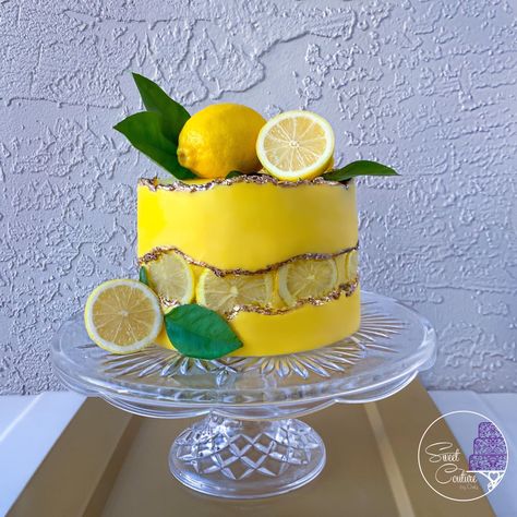 Amalfi Cake, Lemon Birthday Cakes, Fault Line Cake, Citrus Cake, Cake Lettering, Party Food Dessert, Decorações Com Comidas, Salty Cake, Cake Online