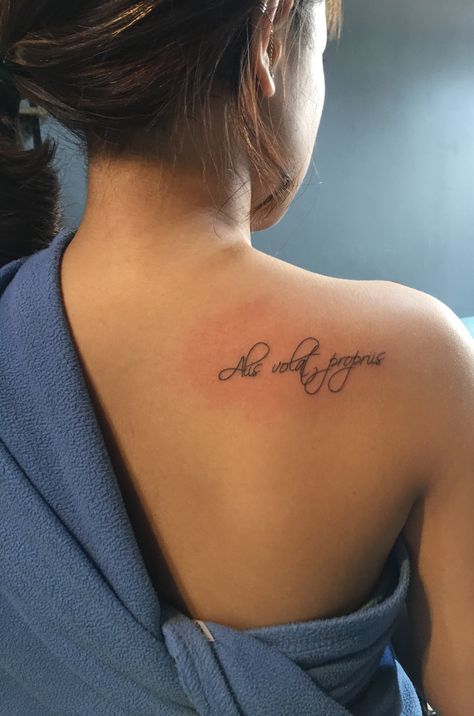 Back Shoulder Tattoos For Women Quotes, Women Shoulder Blade Tattoo, Behind Shoulder Tattoos For Women, Shoulder Blade Tattoos For Women, Word Tattoo Placements, Handwriting Tattoos, Shoulder Tats, Cowgirl Tattoos, Shoulder Blade Tattoo