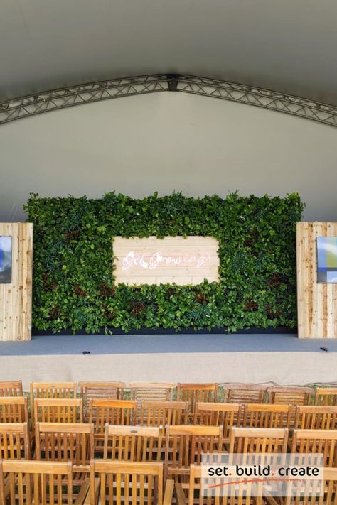 The Get Growing Festival Stage at #RHSHamptonCourt was designed and built by us. Using rustic and sustainable materials - scaffold board, feather edge board, and finished with hessian to create a garden aesthetic that tied in with the living wall. The living wall was formed from a selection of foliage and leaves in different textures, shapes, and colours, to enrich to the backdrop. The complete arrangement nicely complimented the themed talks throughout the event. #Stagedesign #eventprofs Sustainable Event Decor, A Garden Aesthetic, Garden Stage, Festival Stage, Events Place, Scaffold Boards, Church Stage Design, Church Stage, Stage Backdrop