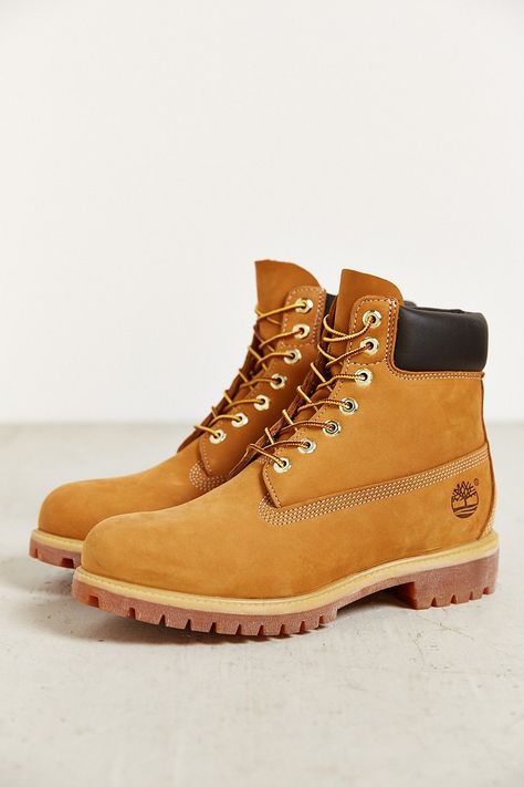 Timberland Classic Wheat Boot - Urban Outfitters Nike Air Max 90 Outfit, Timberland Boots Outfit, Timberland Waterproof Boots, Timberland Classic, Timberland Boots Mens, Yantai, Yellow Boots, Best Shoes For Men, Work Boots Men